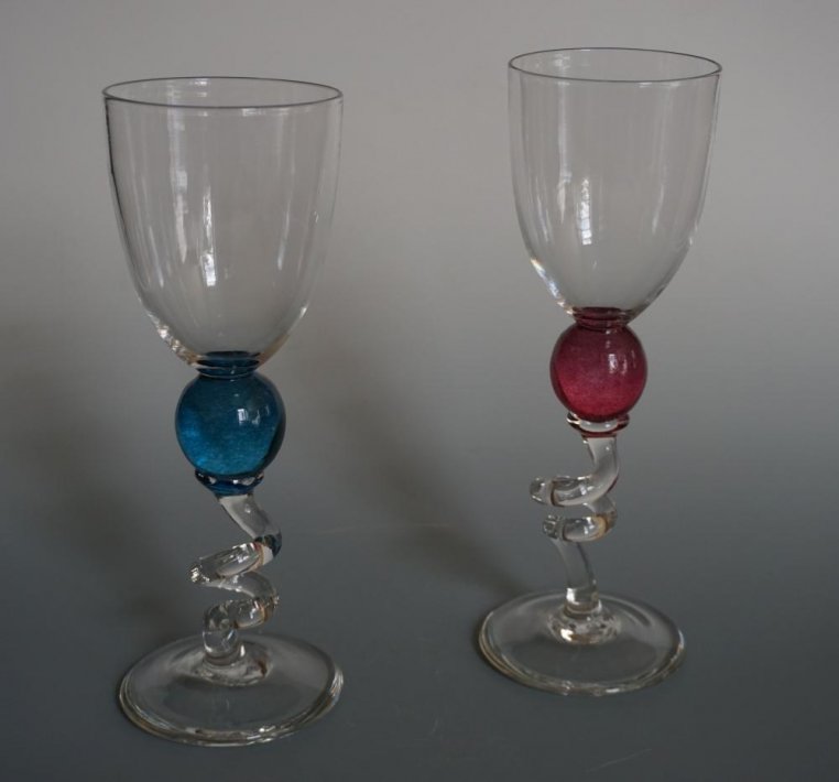 Bob Crooks - Colourball Wine Glass (BCR 250,251)