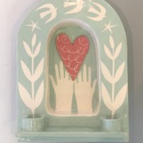 Alice Gare Hands and Heart Shrine (GAR9)